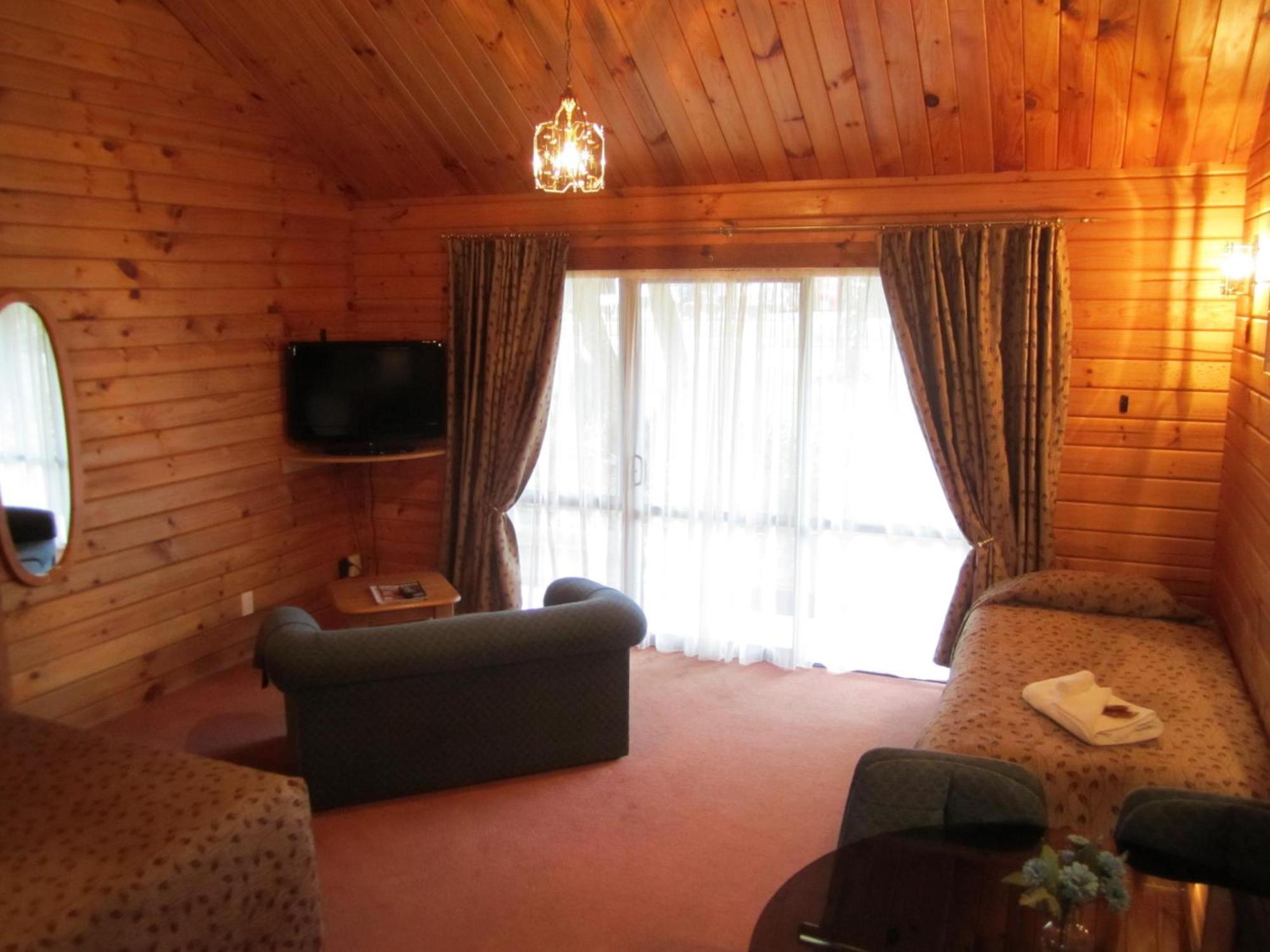 Alpine Lodge Motel Hanmer Springs Buitenkant foto